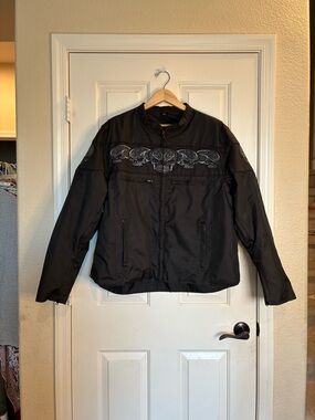 Men's Black Skull-Detail Motorcycle Jacket